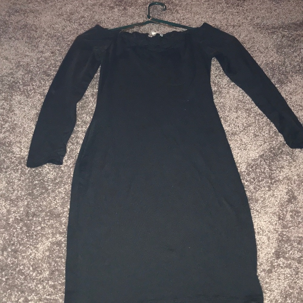 Black skin tight dress